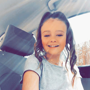 Meet your Posher, Kenzlee